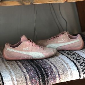 old school puma sneakers